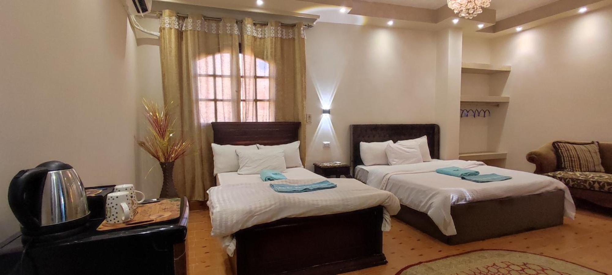 Eye Of Ra - Guest House Kafrat al Jabal Exterior photo