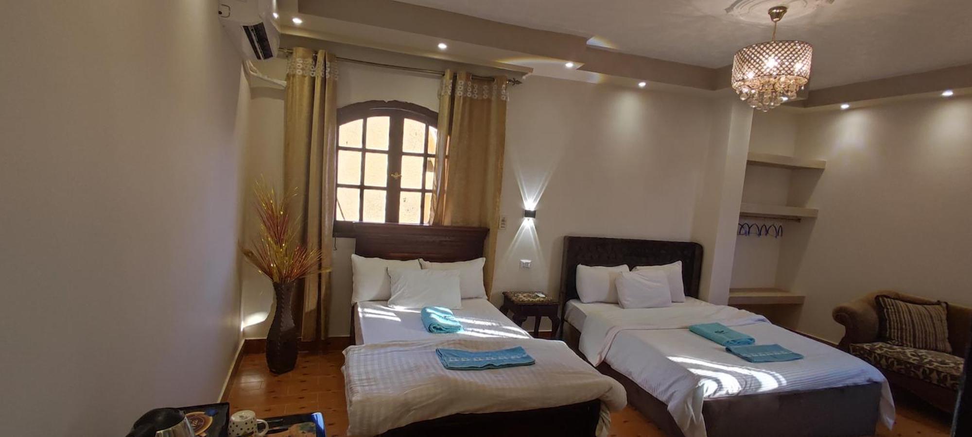 Eye Of Ra - Guest House Kafrat al Jabal Exterior photo